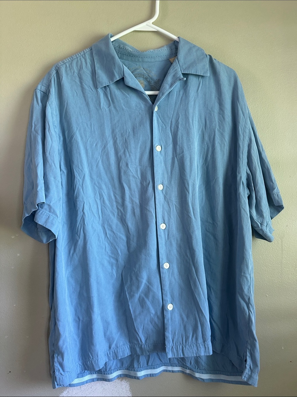 Tommy Bahama Relaxed Short-Sleeve Button-Down Shirt - Sky Blue 100% silk